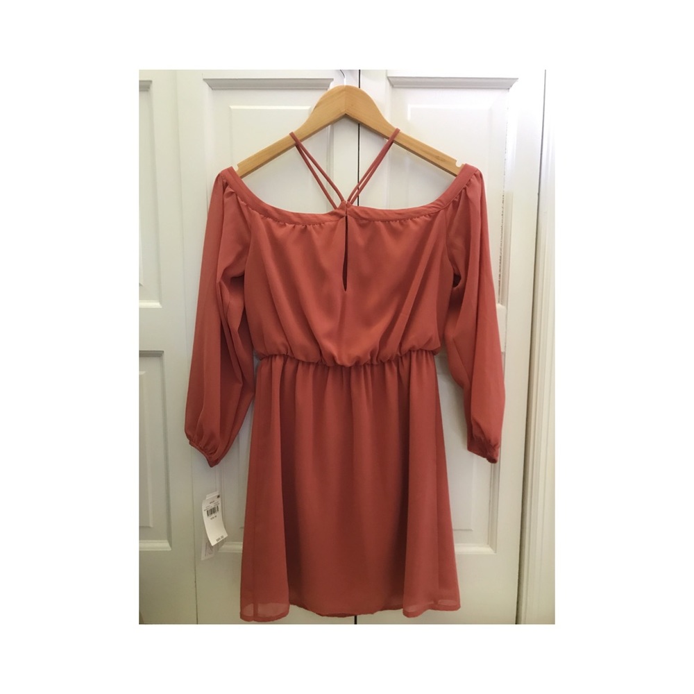 New Size XS• WAYF Auburn off the shoulder dress - Picture 5 of 7